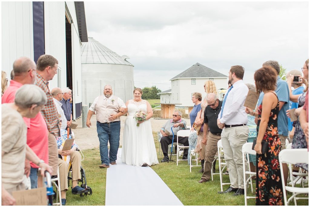 Family Farm Wedding Ceremony | Wedding in Spencer, Iowa shot by Jessica Brees Photography