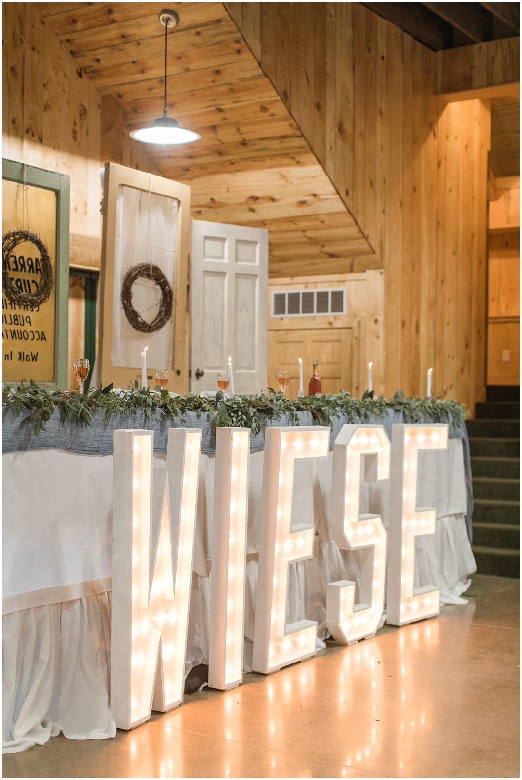Reception | Wedding in Cherokee, Iowa shot by Jessica Brees Photography