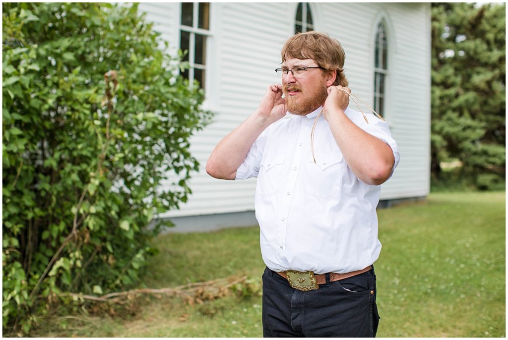 Groom Getting Ready | Prairie Village Wedding in Madison, SD shot by Jessica Brees Photo & Video