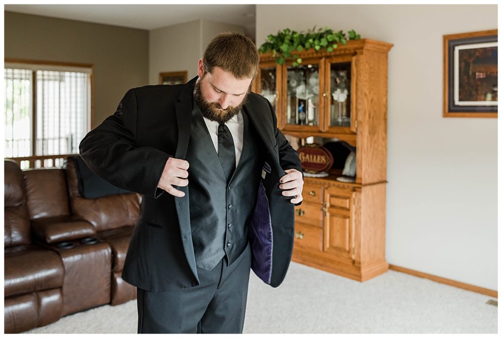 Groom Getting Ready | Des Moines Wedding shot by Jessica Brees Photo & Video