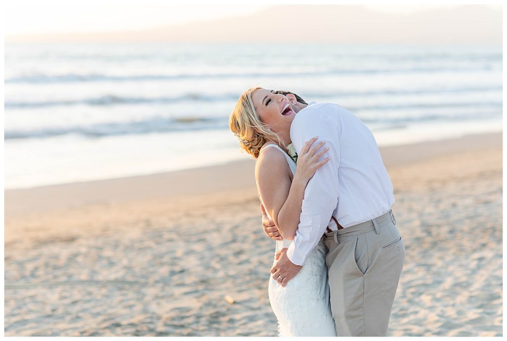 Sunset wedding portraits on the beach in Puerto Vallarta | Beach Wedding | Puerto Vallarta Wedding shot by Jessica Brees Photography
