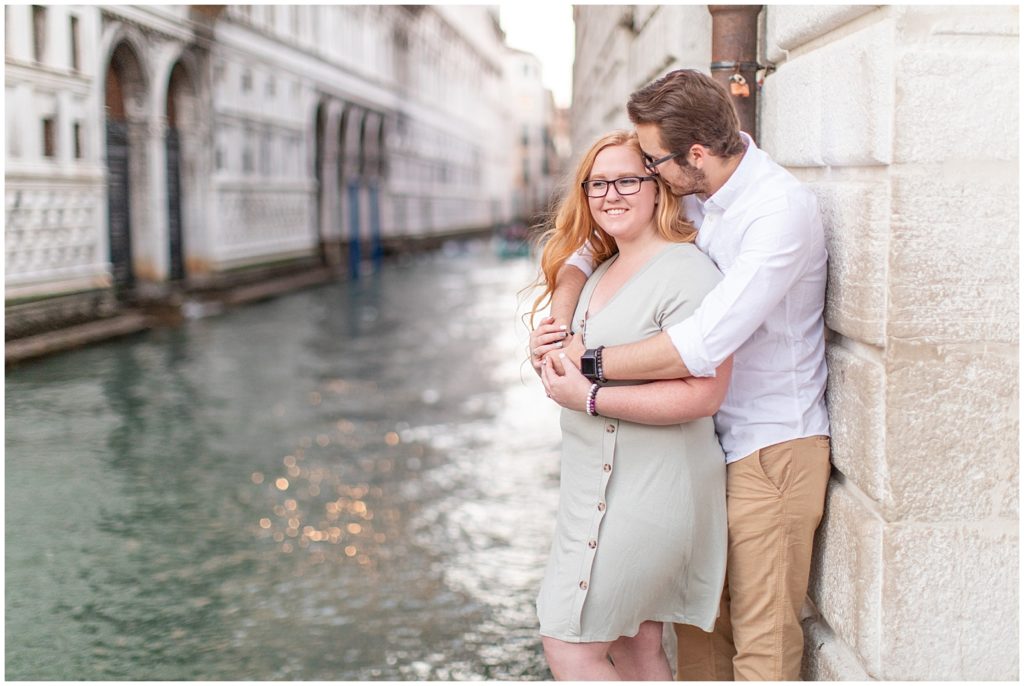 iowa wedding photographer shooting an engagement session in venice italy